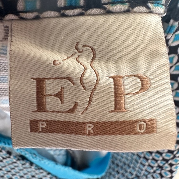 EP Pro Bermuda Shorts with Structured Fit - Picture 6 of 9